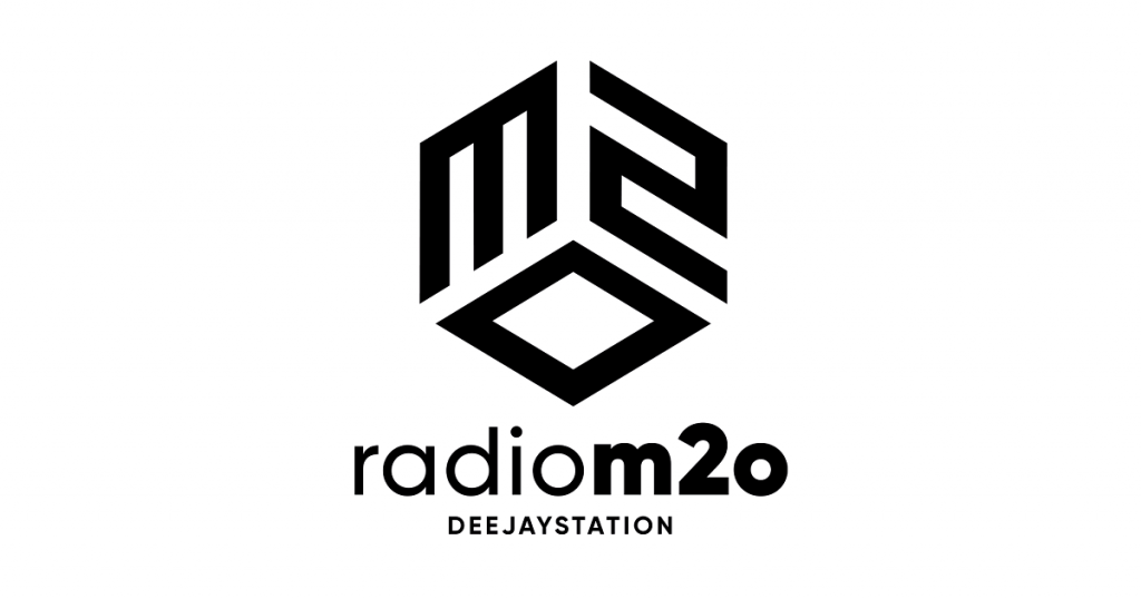 logo m2o 1