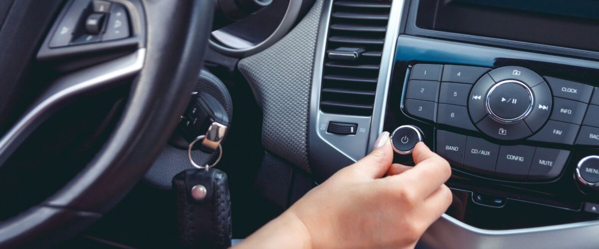 Radioauto 1200x500
