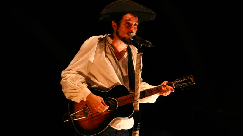 Capossela0